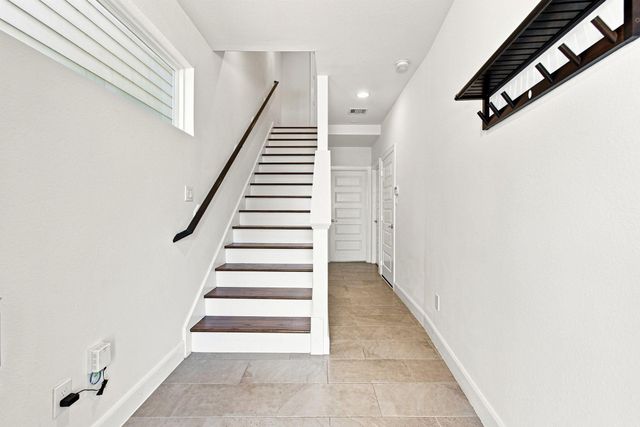 2730 Eado Edge Court, Houston, TX 77020