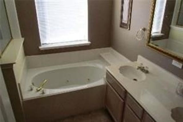 8161 Kings Bridge Road, Frisco, TX 75035