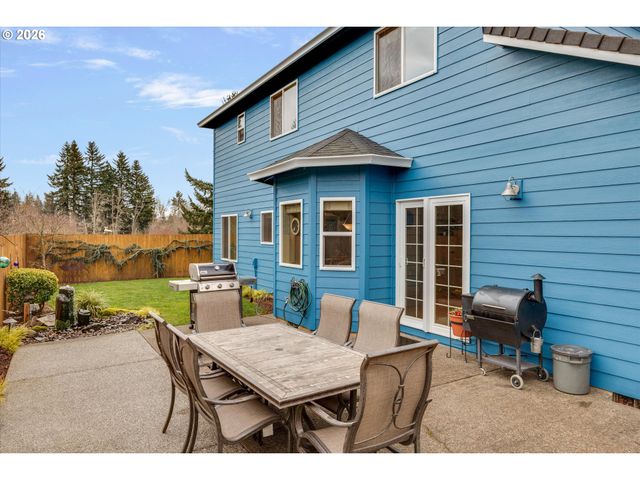 11335 LEGATO Dr, Oregon City, OR 97045