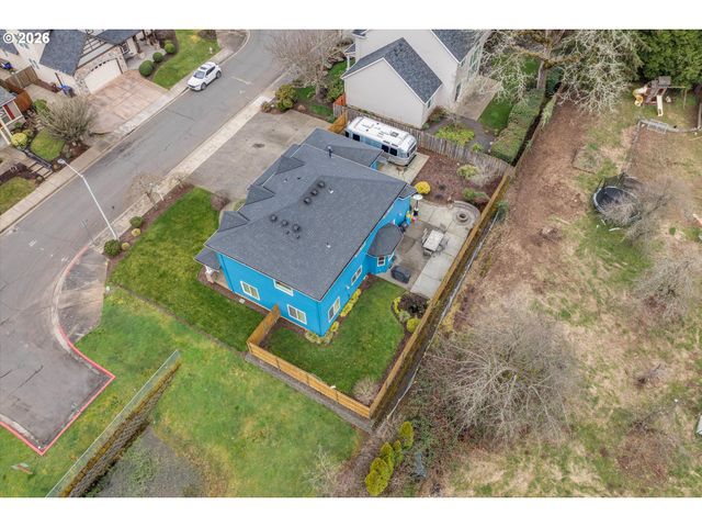 11335 LEGATO Dr, Oregon City, OR 97045