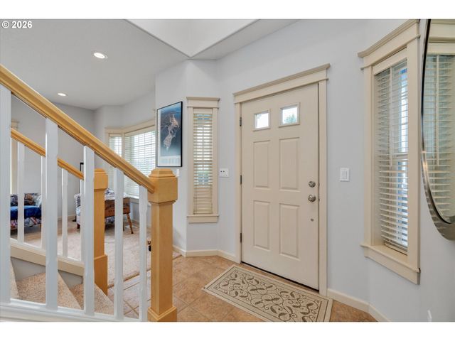 11335 LEGATO Dr, Oregon City, OR 97045