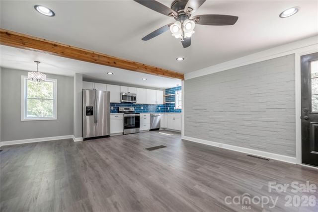 404 Dogwood Lane, Statesville, NC 28625