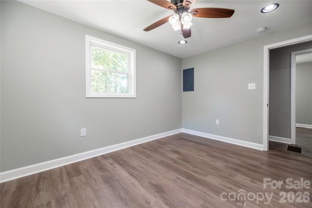 404 Dogwood Lane, Statesville, NC 28625