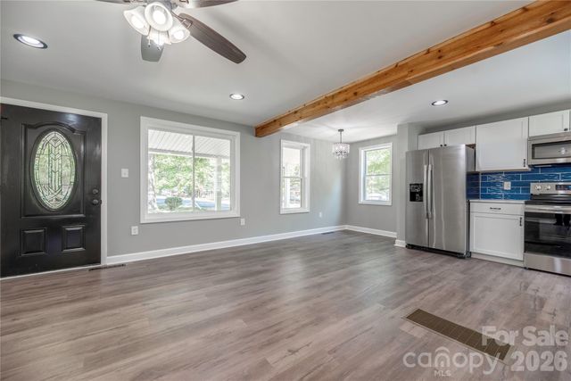 404 Dogwood Lane, Statesville, NC 28625