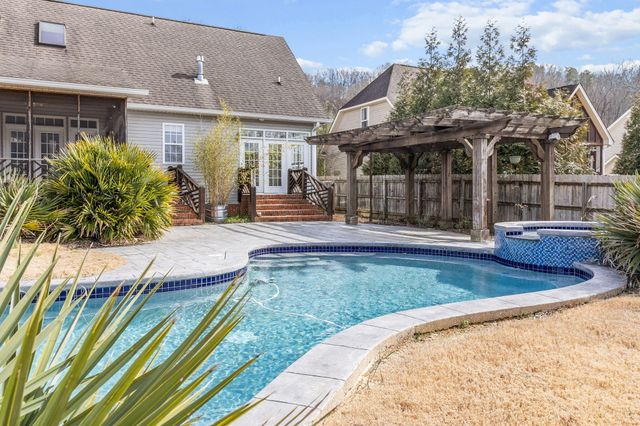 292 Horse Creek Drive, Chattanooga, TN 37405