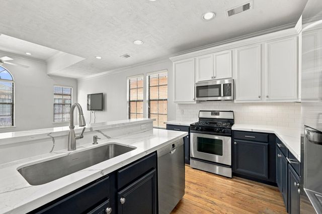 1354 Studer Street, Houston, TX 77007