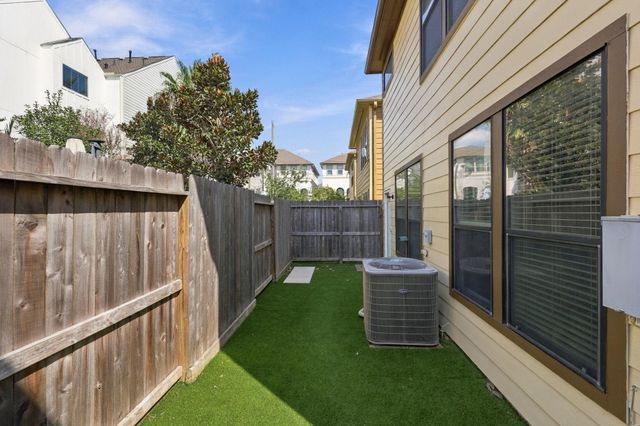 1354 Studer Street, Houston, TX 77007