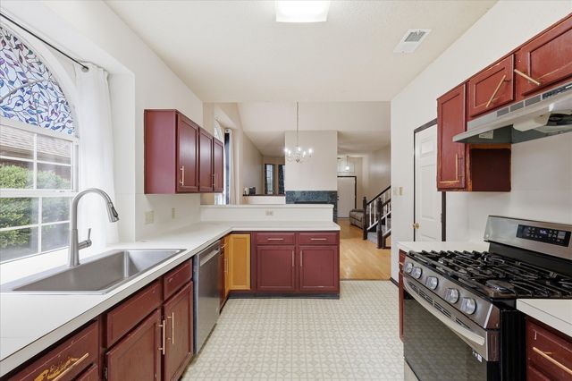 6517 White Oak Drive, Rowlett, TX 75089
