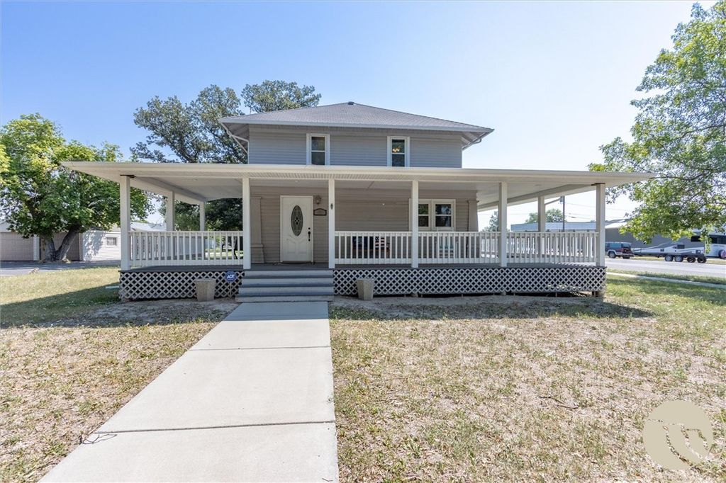 301 1st Avenue, Laurel, MT 59044 photo 1