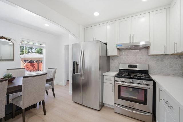 5745 Holway Court, Oakland, CA 94621