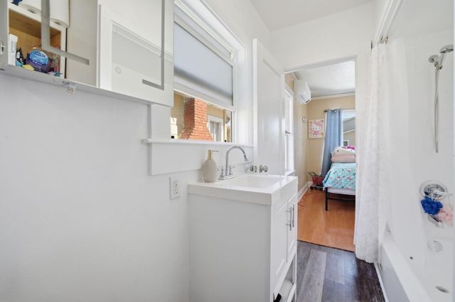 5745 Holway Court, Oakland, CA 94621