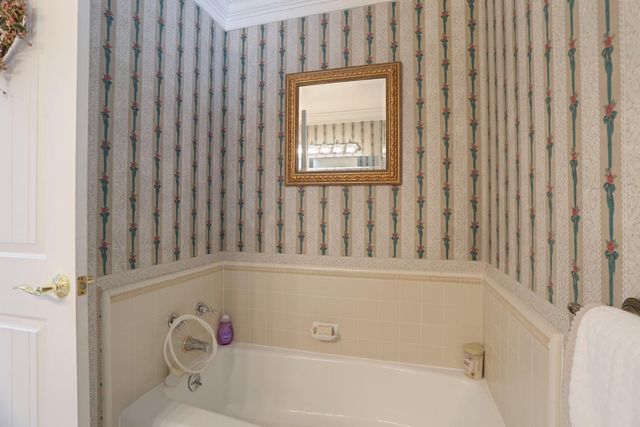 806 S Mills Ave, Lodi, CA 95242