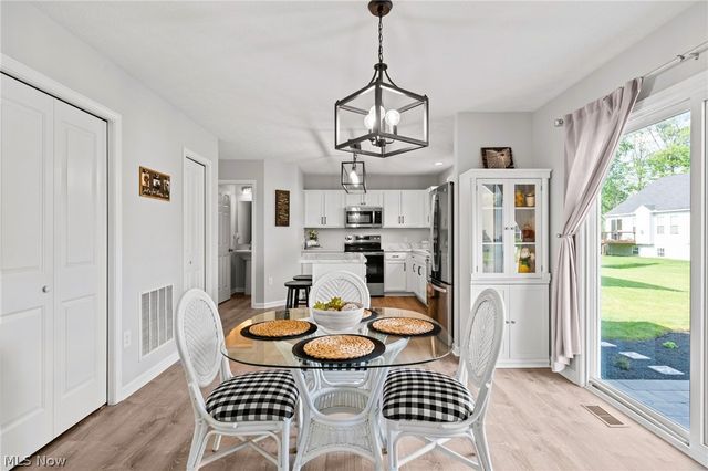 10447 Dogwood Drive, Aurora, OH 44202