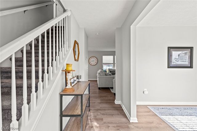 10447 Dogwood Drive, Aurora, OH 44202