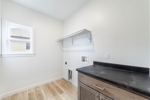 4401 STONE MOUNTAIN PKY, Columbia, MO 65201