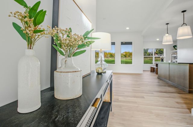 4401 STONE MOUNTAIN PKY, Columbia, MO 65201