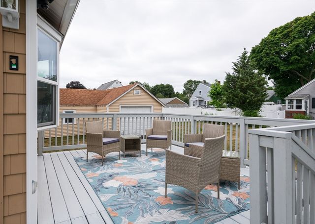 45 Howe St, Quincy, MA 02169