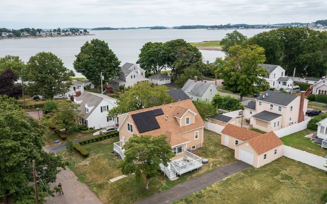 45 Howe St, Quincy, MA 02169