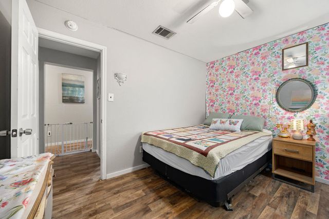 137 Sawgrass CIR, Kyle, TX 78640