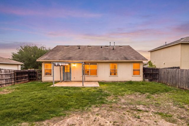 137 Sawgrass CIR, Kyle, TX 78640