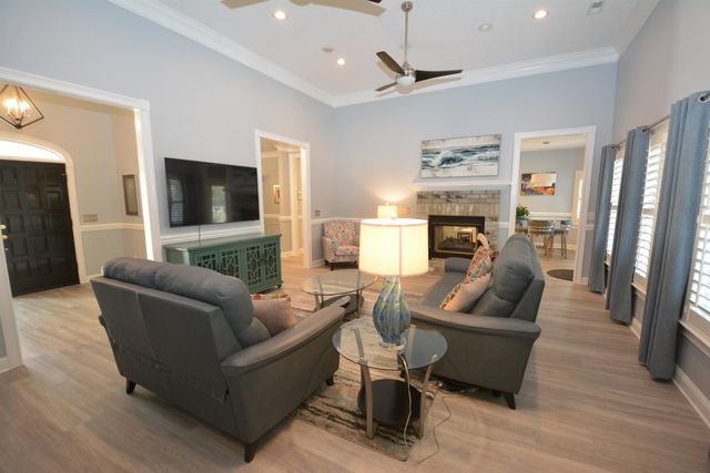 403 Lumber River Rd., Myrtle Beach, SC 29588