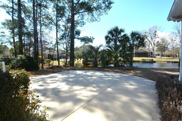 403 Lumber River Rd., Myrtle Beach, SC 29588