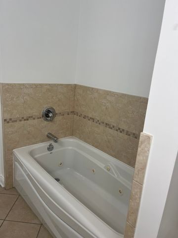 2853 N Pulaski Road 2S, Chicago, IL 60641