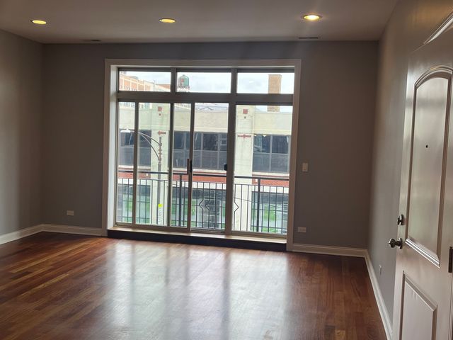 2853 N Pulaski Road 2S, Chicago, IL 60641