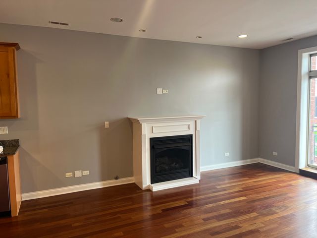 2853 N Pulaski Road 2S, Chicago, IL 60641