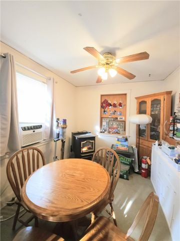 73 Old Fort Road, Newport, RI 02840