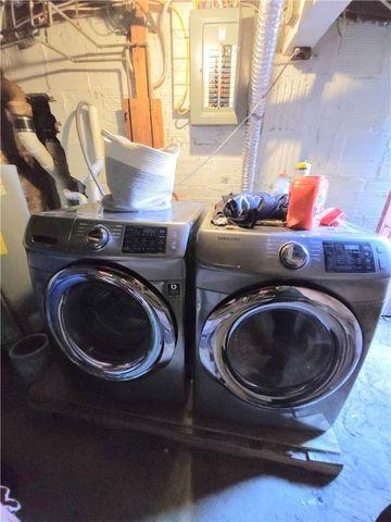 73 Old Fort Road, Newport, RI 02840