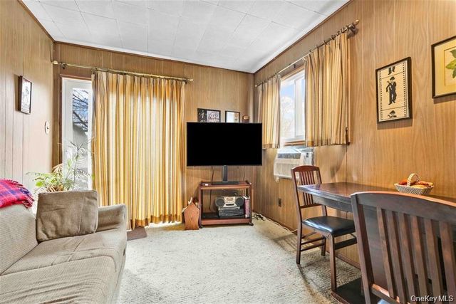 84-92A Austin Street, Kew Gardens, NY 11415