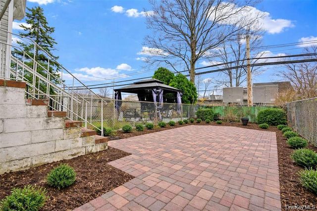84-92A Austin Street, Kew Gardens, NY 11415