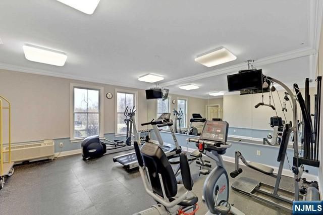 5 Tenakill Park 212, Cresskill, NJ 07626