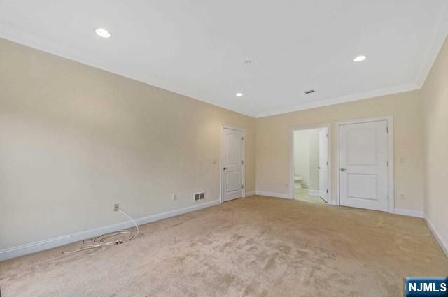 5 Tenakill Park 212, Cresskill, NJ 07626