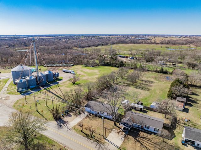 2401 Gilmer Street, Caddo Mills, TX 75135