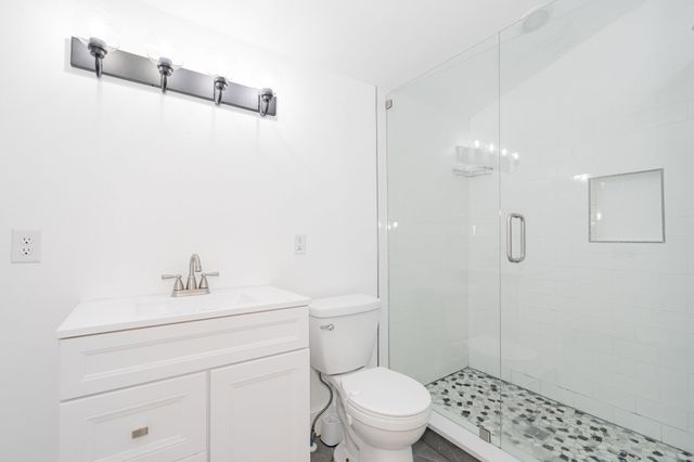 2401 Gilmer Street, Caddo Mills, TX 75135