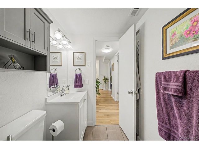 333 W Lehow Ave 13, Englewood, CO 80110
