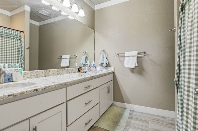 1997 S Florida Way, Fayetteville, AR 72701