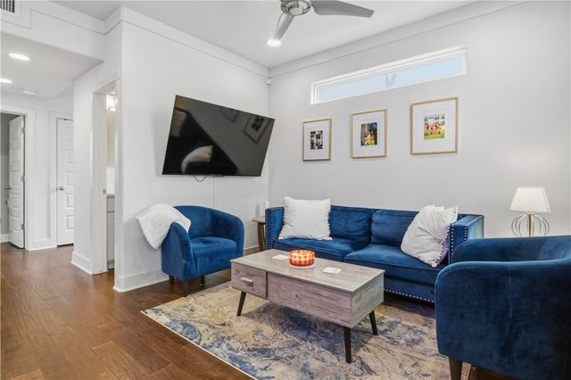 1997 S Florida Way, Fayetteville, AR 72701