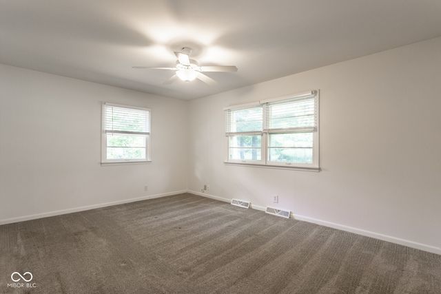 9514 Haverstick Road, Indianapolis, IN 46240