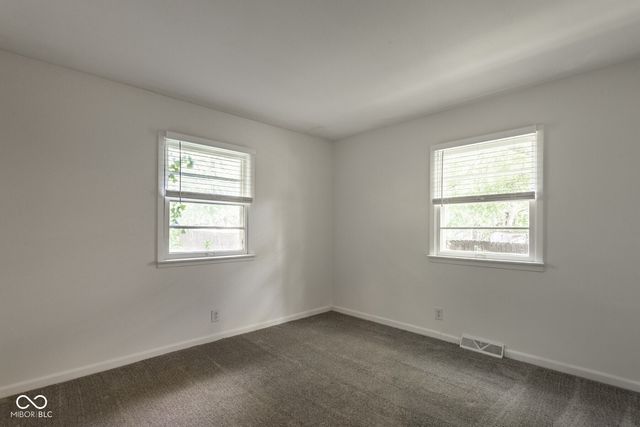 9514 Haverstick Road, Indianapolis, IN 46240