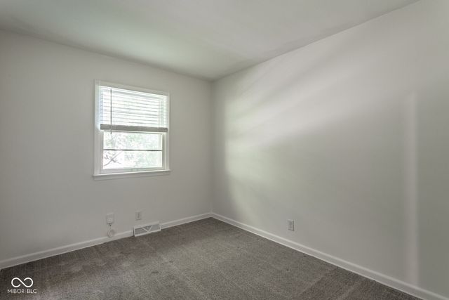 9514 Haverstick Road, Indianapolis, IN 46240
