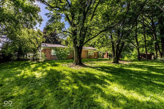 9514 Haverstick Road, Indianapolis, IN 46240