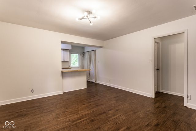 9514 Haverstick Road, Indianapolis, IN 46240
