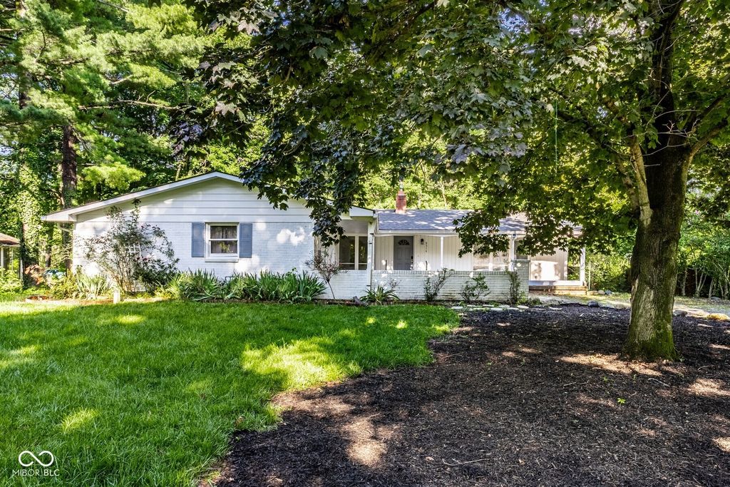 9514 Haverstick Road, Indianapolis, IN 46240