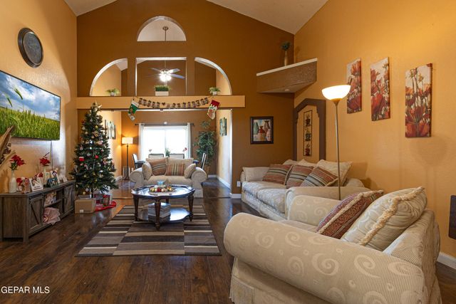 1123 NIGHT HAWK Drive, El Paso, TX 79912