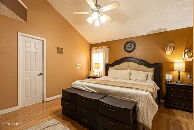 1123 NIGHT HAWK Drive, El Paso, TX 79912