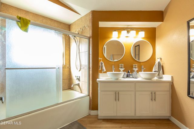 1123 NIGHT HAWK Drive, El Paso, TX 79912