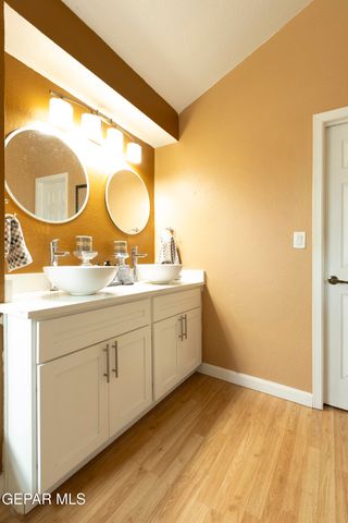 1123 NIGHT HAWK Drive, El Paso, TX 79912